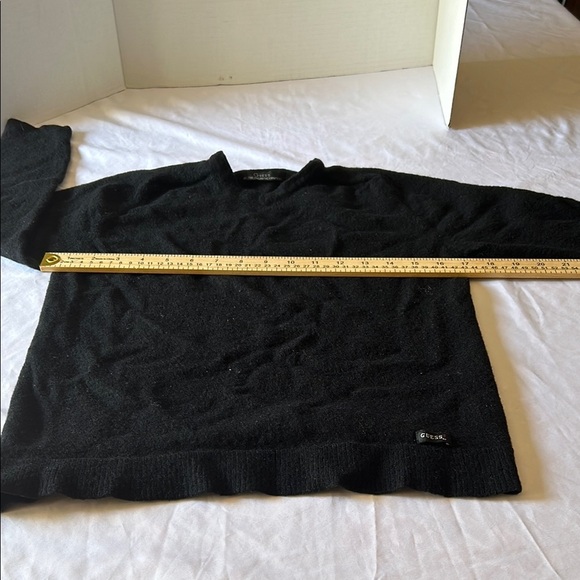 Guess Black Crewneck Sweater Classic Knit Design - Picture 3 of 10